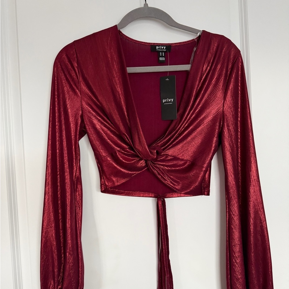 Privy Shimmering‎ Red Knot Crop Top - Picture 2 of 9